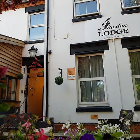 Finedon Lodge Wellingborough Exterior photo